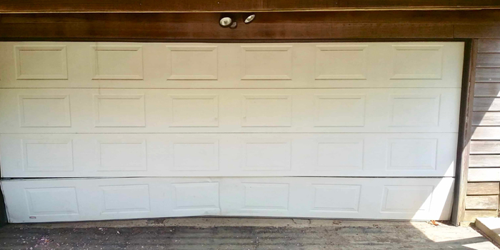 commercial garage door replacement in Innisfil