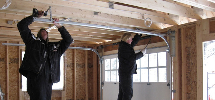 overhead garage door installation in Innisfil