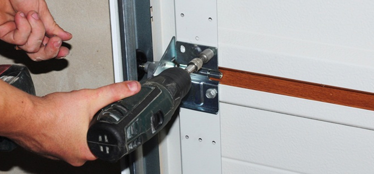 residential garage door service in Innisfil